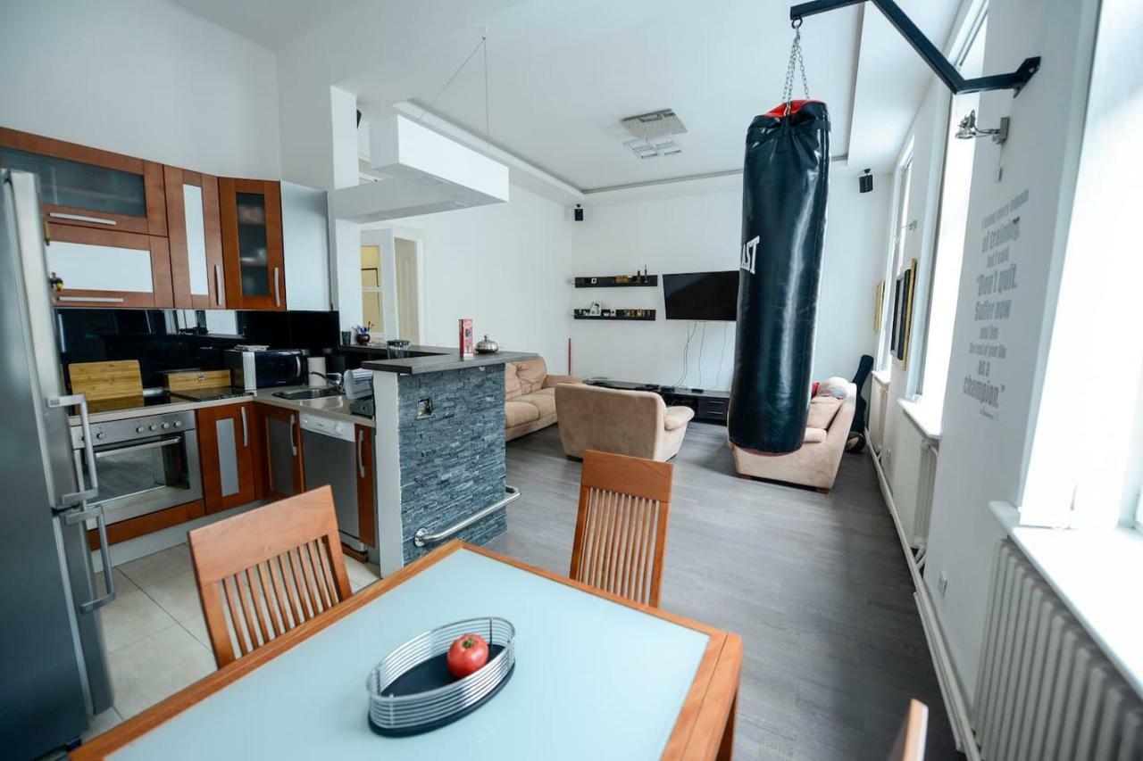 Apartament East-West Sarajewo Zewnętrze zdjęcie